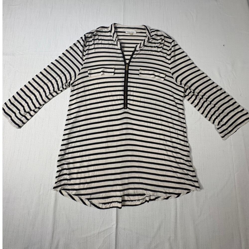 Ladies Calvin Klein L long sleeve knit top with gold zipper detail